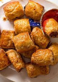 With a good quality puff pastry, they stay crispy the next day too, even out of the fridge. Sausage Rolls Recipetin Eats