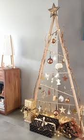 50 Creative Classy Diy Christmas Table Decoration Ideas In 2020 Skandinavische Weihnachtsbaume Weihnachtsdekoration Weihnachtsdeko Weihnachten