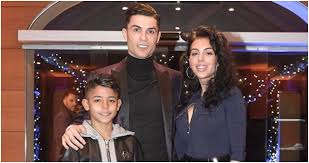 Elma aveiro is a successful instagram star from portugal. Know More About Cristiano Ronaldo Family