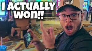 I Never Win On This Slot Machine... But Today I Did!!