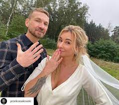 Zarówno przemek kossakowski, jak i martyna wojciechowska, niechętnie wypowiadają się na jego temat w mediach. Pelne Gniewu Sms Y I Potajemne Schadzki Tak Martyna Wojciechowska I Przemek Kossakowski Zaczynali Swoj Zwiazek