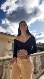 Pin By Rawan Nazmy On Healthy Body In 2020 The Most Beautiful Girl Basic Outfits Tik Tok