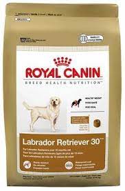 Royal Canin Labrador Retriever Food Features A Unique Kibble Shape To Help Slow Down Ingestion Labradorretrie Labrador Retriever Dog Food Reviews Dry Dog Food