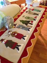 Little Acorns It S Coming So Quickly Christmas Table Runner Table Runners Table Runner And Placemats
