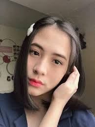 Ratu ilmu hitam) is a 2019 supernatural horror film directed by kimo stamboel and written by joko anwar.the film is loose a remake of the 1981 indonesian horror film of the same name also produced by rapi films. Adhisty Zara Home Facebook