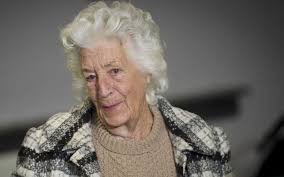 Dena Murphy's Instagram, Twitter & Facebook