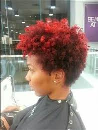 Les idées de coiffures pour les coupes courtes ne manquent pas. Coupe Courte Femme Afro Afrodelicious Salon Nappy