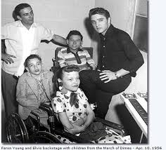 De retour à son domicile à la suite d'une récente hospitalisation, line renaud continue de donner des nouvelles. Mein Hobby Elvis Presley