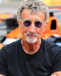 O Apollo GT é um carro esportivo ítalo-americano , inicialmente  comercializado de 1962 a 1964 pela International Motor Cars em Oakland,  Califórnia . Projetado por Milt Brown e desenhado por Ron Plescia,