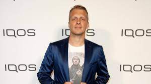 Oliver pocher als sailor moon. 2021 Video Oliver Pocher He Makes A Tough Judgment On Laura Muller