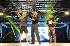 Former HRVHS wrestler wins match in first ever Combat Jiu Jitsu Worlds  event