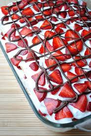 No Bake Strawberry Icebox Cake No Bake Is Always Good And This Actually Seems Simple And Looks Really Good Desserts Recipes Eat Dessert