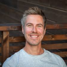 Friday, 30th June, was my last day at Wallenius Wilhelmsen. As I went home  that evening, I was overwhelmed with gratitude for an extraordinary two  years. I'm deeply thankful to have connected