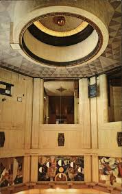 Observatoire de griffith à los angeles est un établissement bien connu consacré à l'astronomie publique et vulgarisation de la science. Foucault Pendulum In The Rotunda Of The Griffith Observatory Los Angeles Ca Postcard