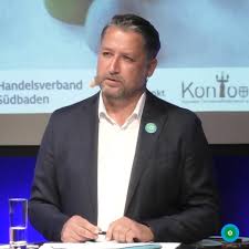 Auf linkedin können sie sich das vollständige profil ansehen und mehr über die kontakte von andreas matt und jobs bei ähnlichen unternehmen erfahren. Andreas Matt Home Facebook