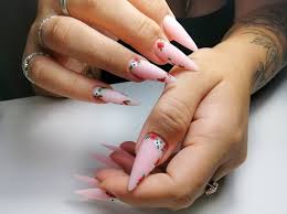 On the other hand, if you want to keep it simple, you can stick to muted shades too. 20 Beautiful Matte Stiletto Nails For A Classy Look