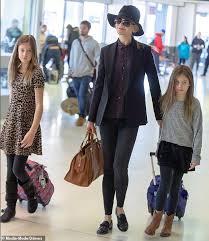 Nicole is proud to partner with health, wellness and beauty brand seratopical by sera labs as their kidman first caught the attention of american audiences with her critically acclaimed performance in. Nicole Kidman And Her Two Daughters Jet Out Of Sydney Celebrity Kids Fashion Chic Work Outfit Kids Fashion Online
