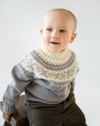 Dagens Gratisoppskrift Cortina Barnegenser Med Rundfelling Strikkeoppskrift Com Bloglovin Gensermonstre Babyklaer Strikkeoppskrift Genser