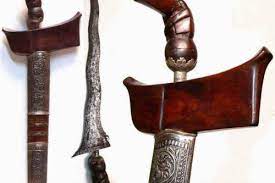 See more ideas about weapons, sword, blades weapons. Keris Warisan Melayu Daily Rakyat