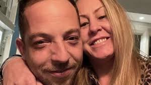 James Morrison's wife Gill Catchpole photographed without wedding ring and  changed status to 'single' before death