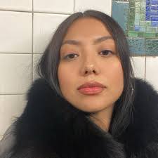 Lizette Ayala's Instagram, Twitter & Facebook