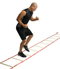 Latihan #agility ladder membantu dalam semua cabang olahraga, dan karenanya telah menjadi salah satu program. Latihan Untuk Meningkatkan Kecepatan Dalam Sepakbola Pandit Football Indonesia