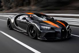 Bugatti chiron the one he has is a customised model, with the 'cr7' logo imprinted on the sides on the exterior and the headrests on the interior. Bugatti Chiron Super Sport 300 Coupe Uncrate