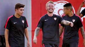 Kariyer sayfasında simon thorup kjær isimli futbolcunun sezon bazında takımının yer almış olduğu turnuvalardaki maç, gol, asist, sarı kart, kırmızı kart, oyuna girme, oyundan alınma. Simon Kjaer Q A It S Important Sevilla Prove In The Derby We Are The Strongest Team In The City The National