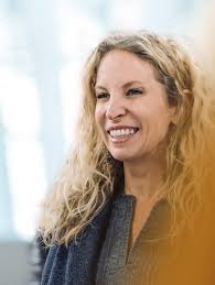 Meet the EVCOM Board