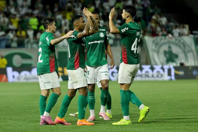 ESCALAÇÃO OFICIAL! Palmeiras pronto para enfrentar Santos na decisão