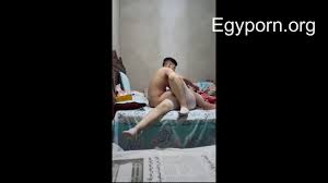 سكس مصري ينيك خطيبته القشطة غصب وبعدين تركب فوق زبه – Egyporn