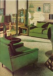 A michigan midcentury with colorful '60s flair lists for $319k. Photo 2 Jpg 278 400 1960s Interior Design 1960s Interior Mid Century Modern Interiors