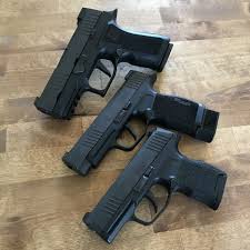 Sig Faceoff Sig P365 Vs X Compact Vs P365 Xlthe Firearm Blog In 2020 Sig Hand Guns Conceal Carry Guns