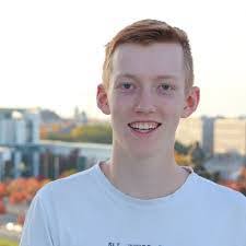 Alex Beitz's Instagram, Twitter & Facebook