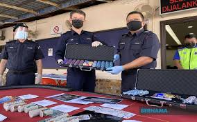 With reconstruction completed, balai polis sentul has now moved back to its original location in sentul. Bernama Polis Tahan 11 Individu Leka Berjudi Di Menglembu