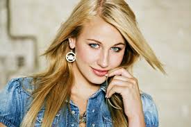 Lulu Lewe: Ehemann, Karriere, Studium