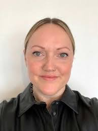 Amy Kerr's Instagram, Twitter & Facebook