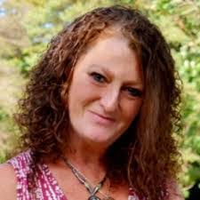 Laurie Cataldo's Instagram, Twitter & Facebook