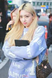 191026 Itzy At Icn Airport Back From Vietnam Kpop Girls Itzy Korean Girl