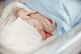 Alahai asyik menangis saja si kecil ni. Tips Petua Cara Merawat Menghilangkan Bayi Kembung Perut Bayi Selsema Batuk