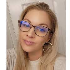 Emily Helmke's Instagram, Twitter & Facebook