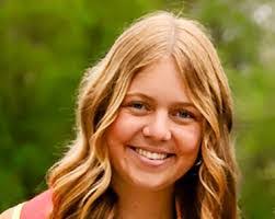 Tara Rutledge's Instagram, Twitter & Facebook