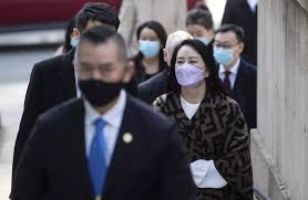 Meng wanzhou is a chinese business executive who is the deputy chair of the board and chief financial officer of telecom giant and china's l. Meng Wanzhou Huawei Executive Meng Wanzhou Seeks Months Long Delay In Us Case Telecom News Et Telecom