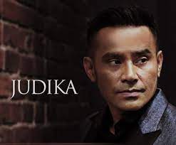 Download lagu mandarin 2019 dapat kamu download secara gratis di downloadlagu321.site. Lagu Baru Judika Adaptasi Tembang Mandarin Yin Wei Suo Yi Ai