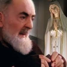 Blessed Mother Mary please hear our prayers ❤️🙏