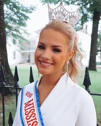 The suspense is real…get ready for YOUR moment in the MHSA top 5!! ⭐️🌟  Your road to Little Rock starts NOW, reserve your title today. Message us  to start your journey! MHSA