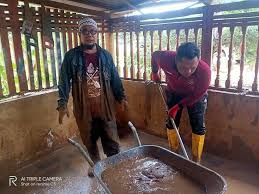 Keperluan vaksin telah disebarkan kepada kebanyakan kumpulan masyarakat dan penduduk agar mereka sedar kesan vaksinasi dalam jangka masa panjang. Pj Pas Pahang Turun Bersihkan Rumah Kesan Banjir Berita Parti Islam Se Malaysia Pas