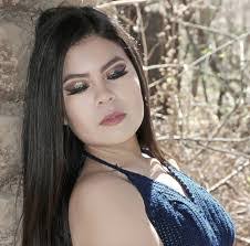 Carol Peralta's Instagram, Twitter & Facebook