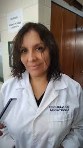 🟢 Hoy visitamos con la Ing. Maria Paulina Cabrera, responsable de la  cátedra de Edafología Agrícola, correspondiente a la carrera de Agronomía.  , La docente nos habló sobre la práctica que viene ...