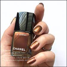 Chanel Holiday 2018 Collection Libre Le Vernis Chanel Nail Polish Holiday Nail Colors Holiday Nail Polish